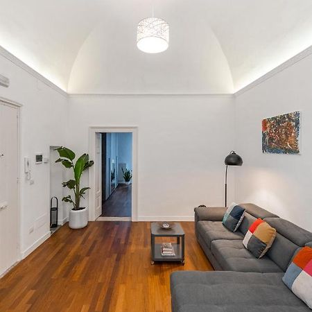 Apartamento Casa Dei Visionari Bari Exterior foto